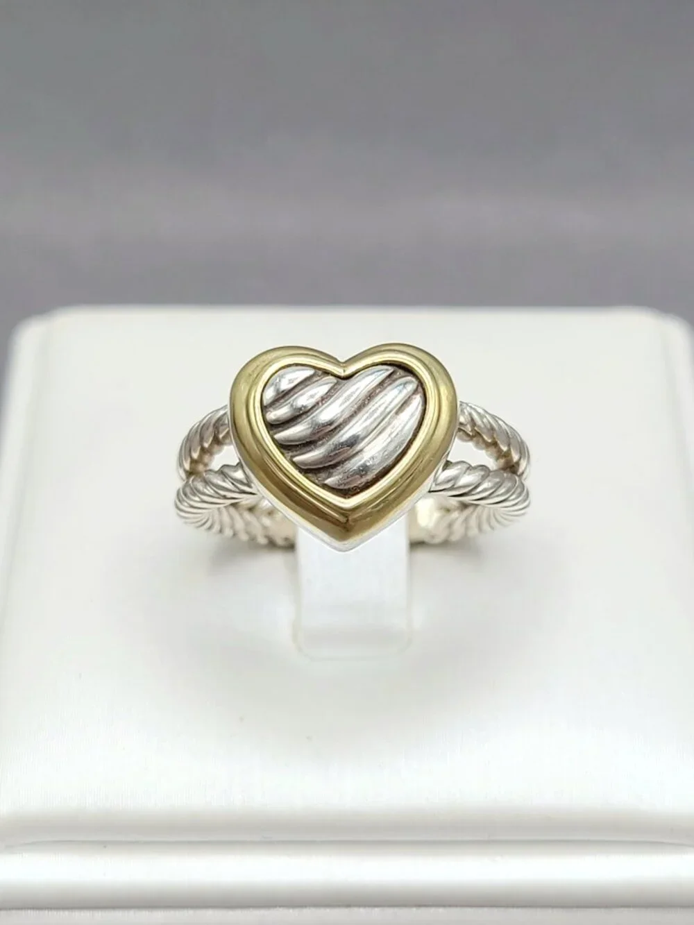 David Yurman Classic Cable Sculpted Heart Ring w/ 18K Yellow Gold - Sz 7 - RARE - Picture 1 of 12